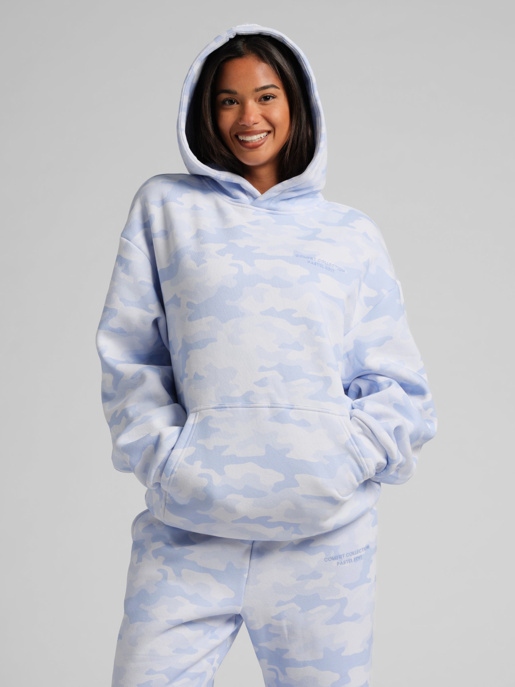 Pastel Hoodie – Mega