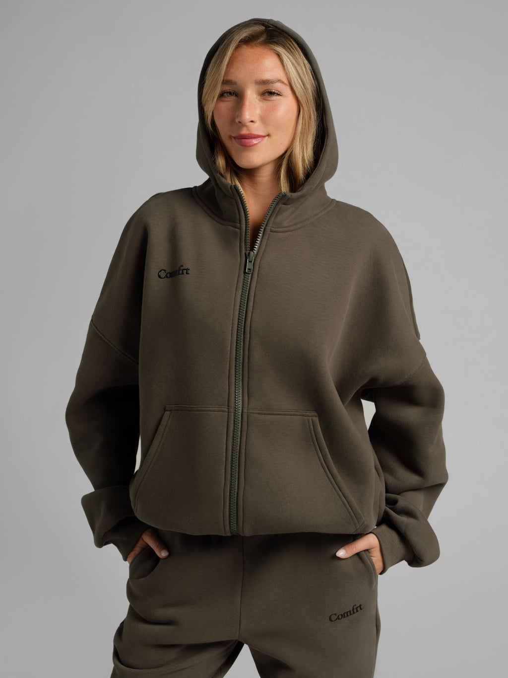 Cloud Zip Hoodie – Mega