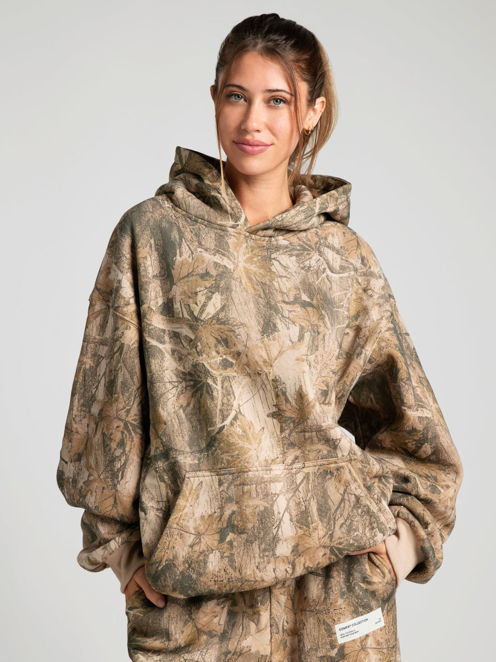 Camo Hoodie – Mega