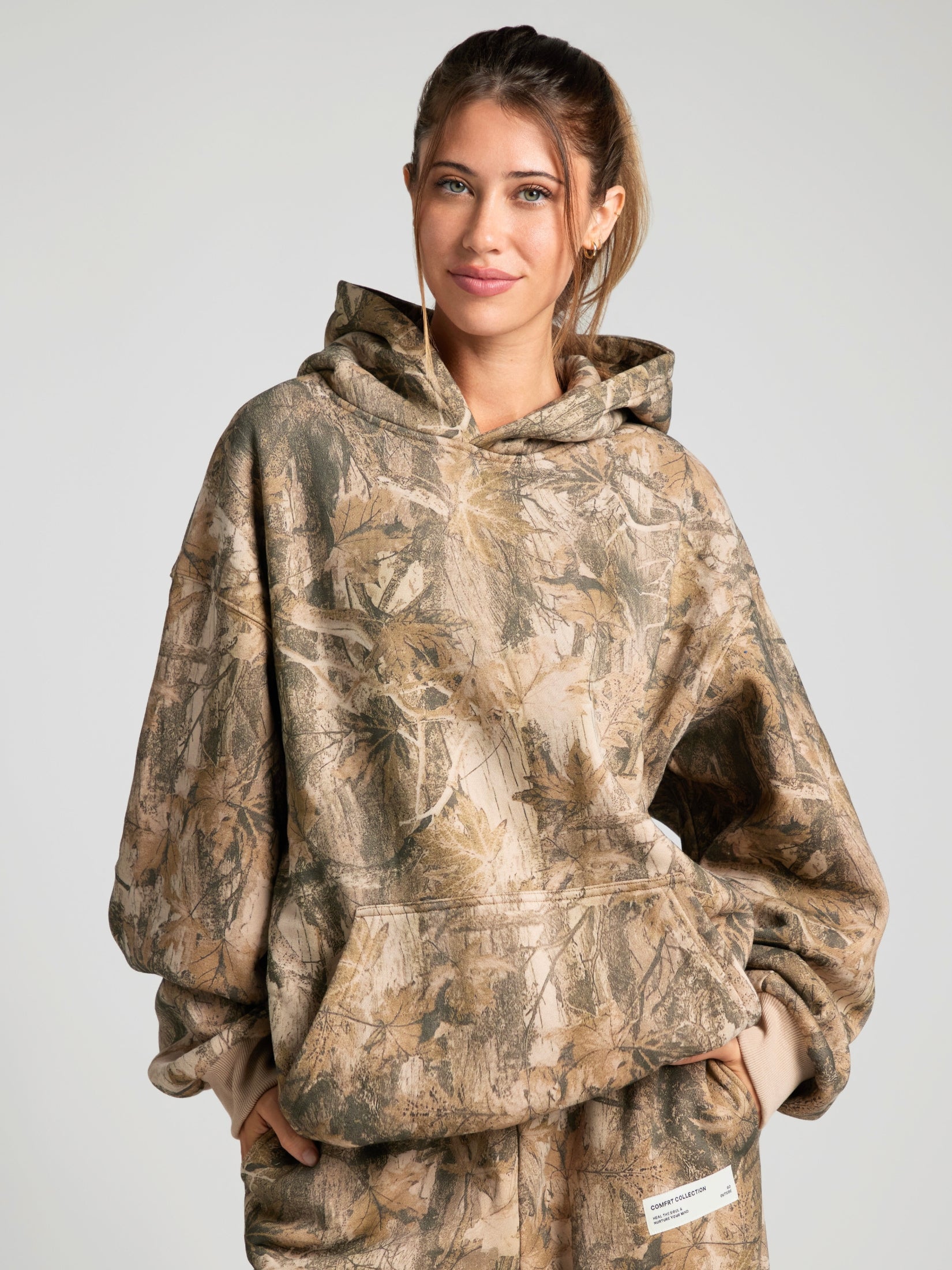 Camo Hoodie – Mega