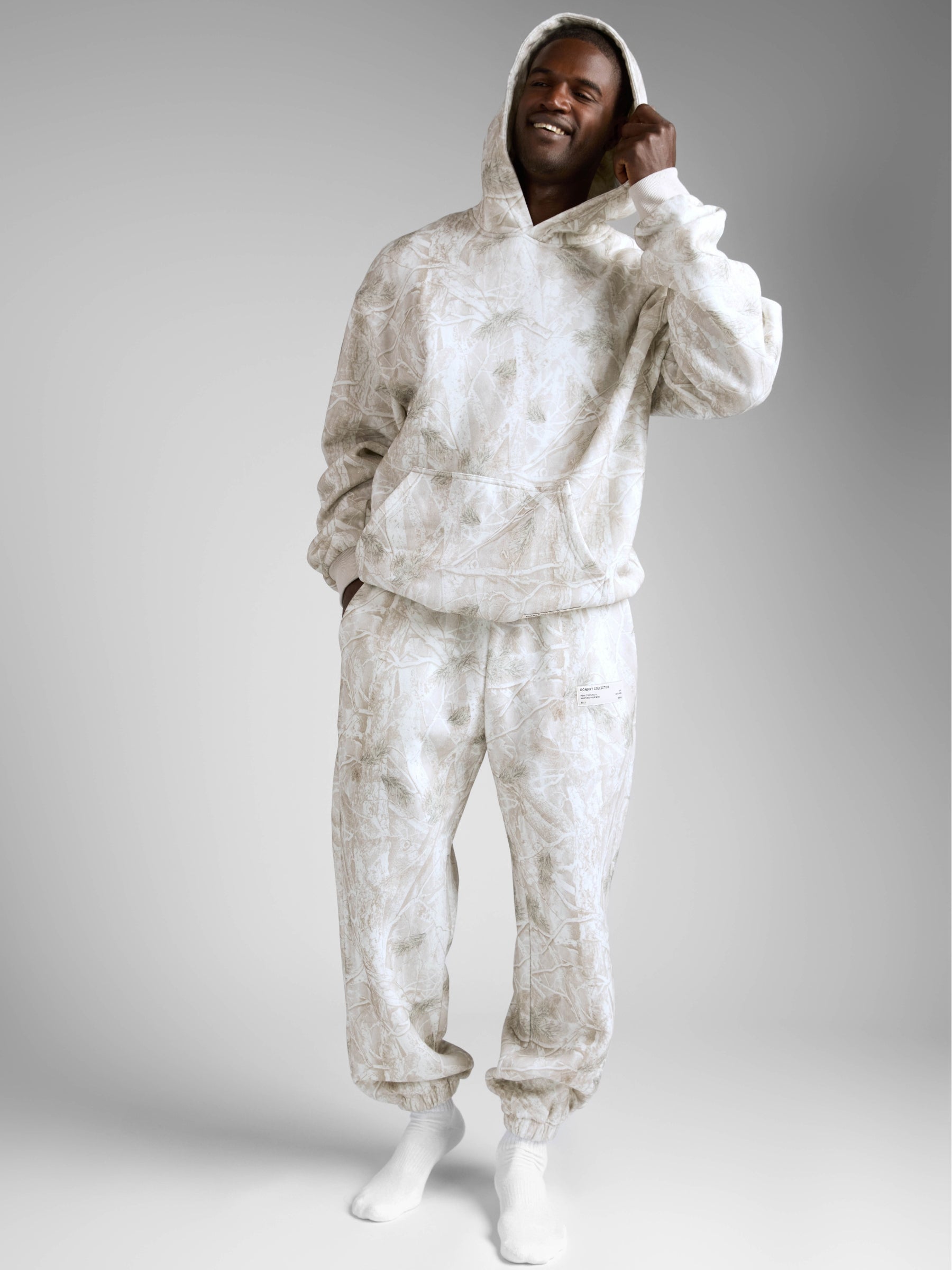 Camo Hoodie – Mega