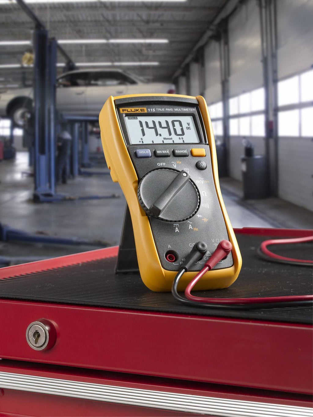 Compact True-RMS Digital Multimeter M1860