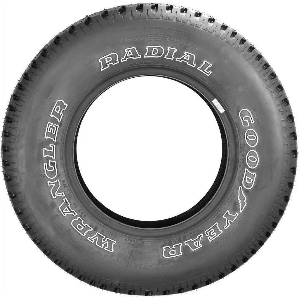 235/75R15 All-Season Tire C773