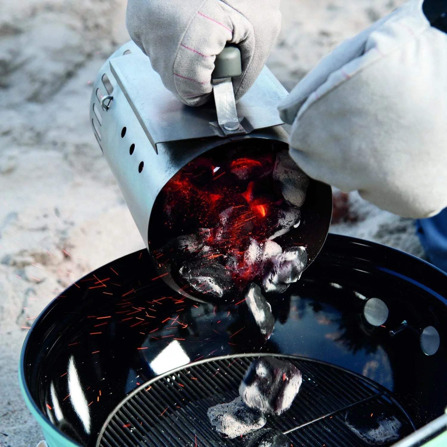 Compact Chimney Charcoal Starter H778334