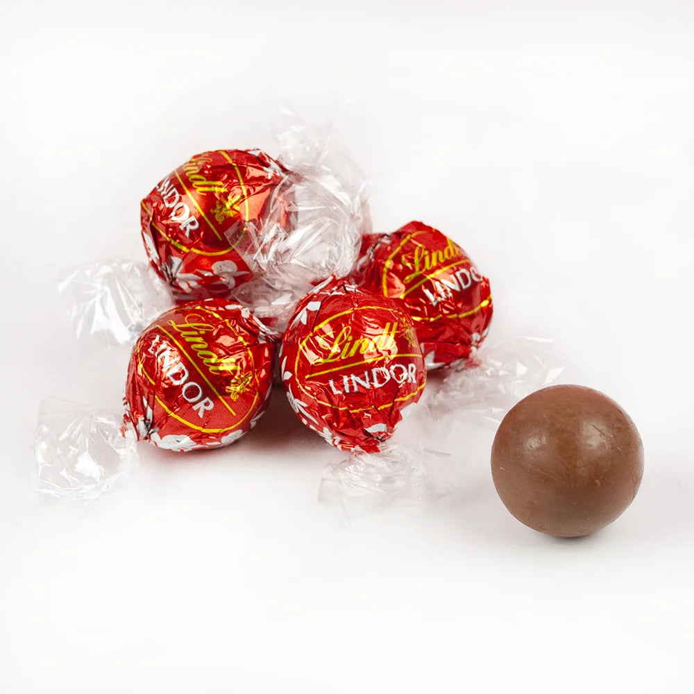 Large Plastic Tin with Chocolate Milk Chocolate Truffles V76121