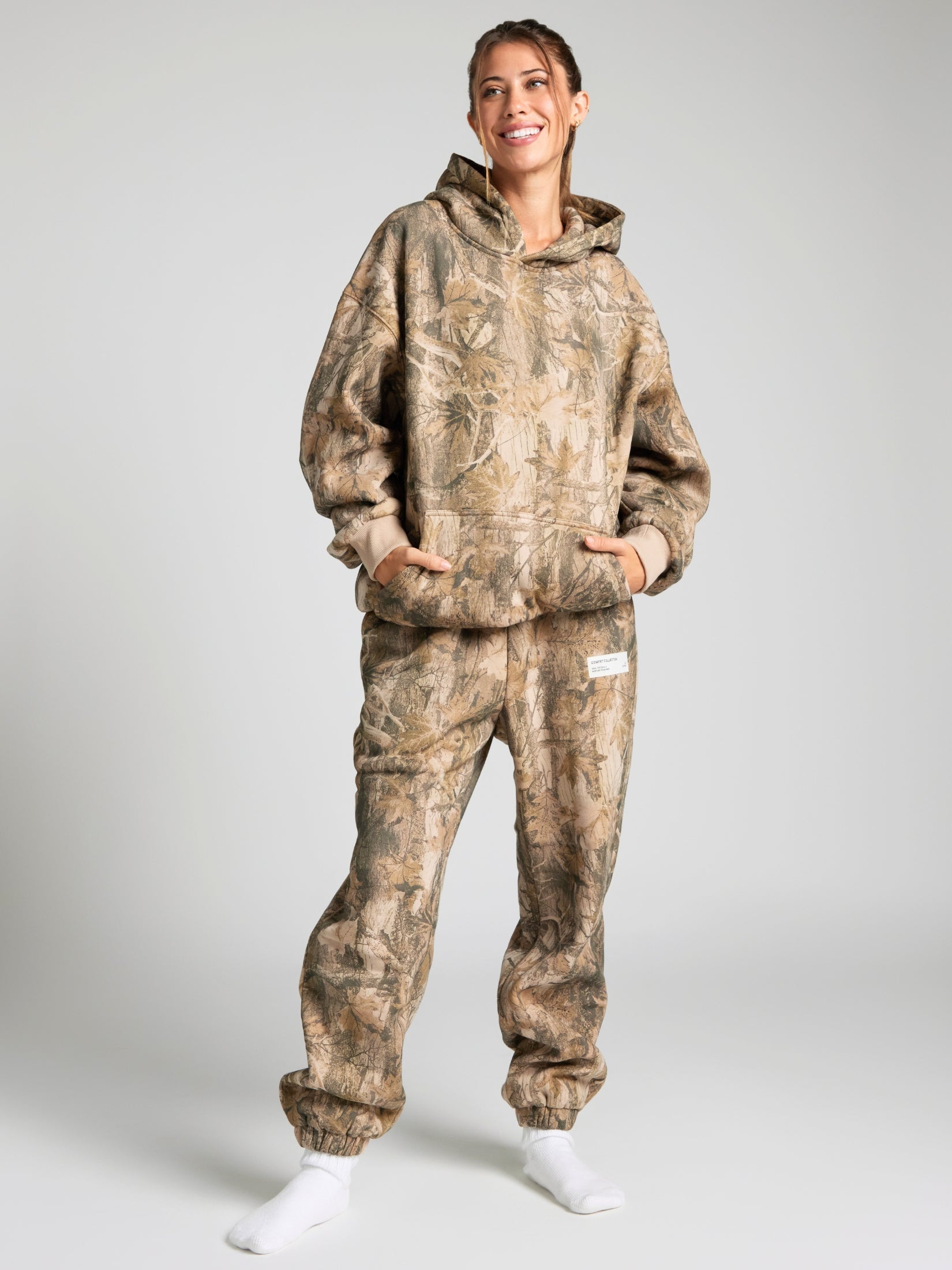 Camo Hoodie – Mega