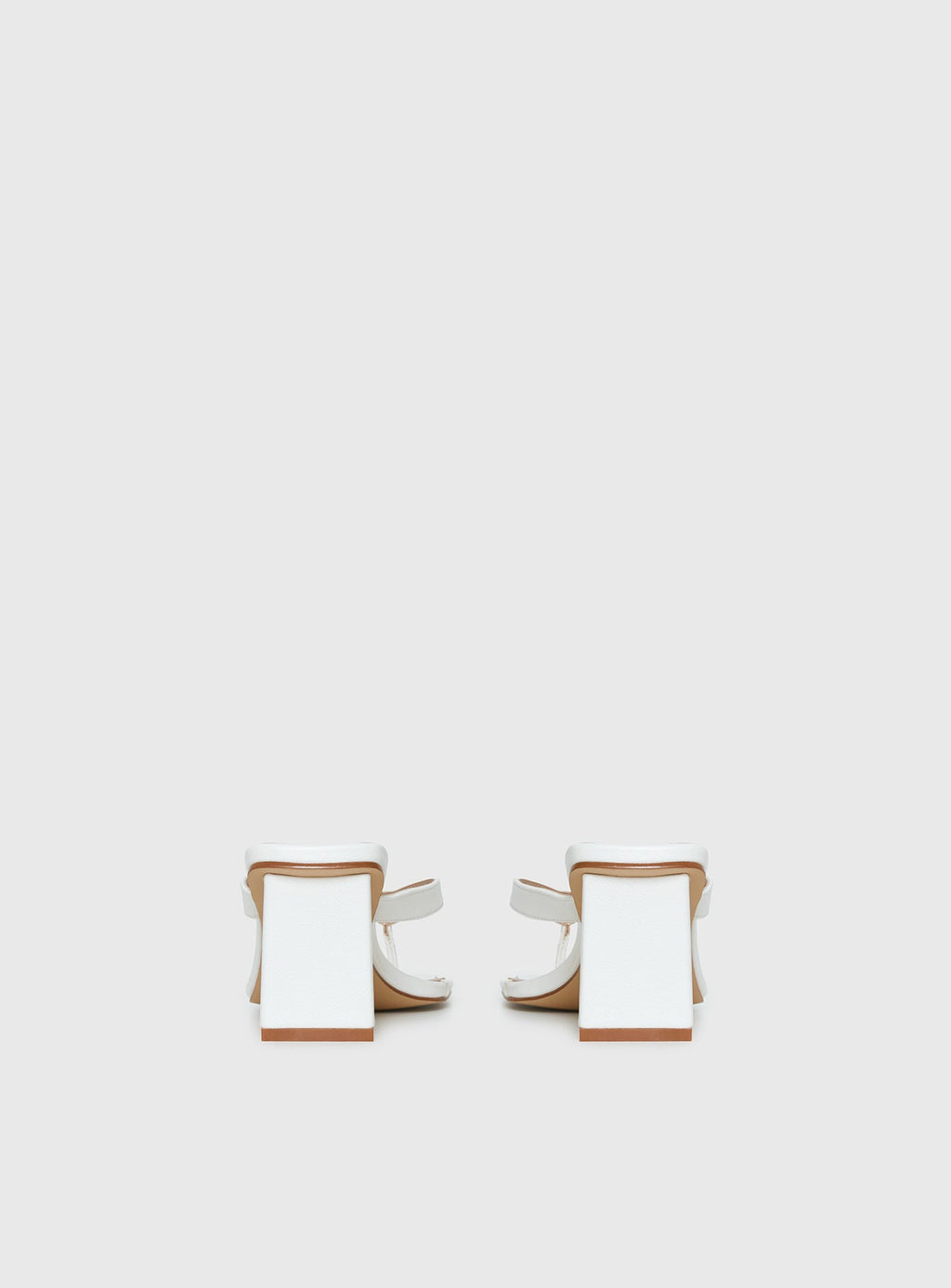 The Mona Heels White