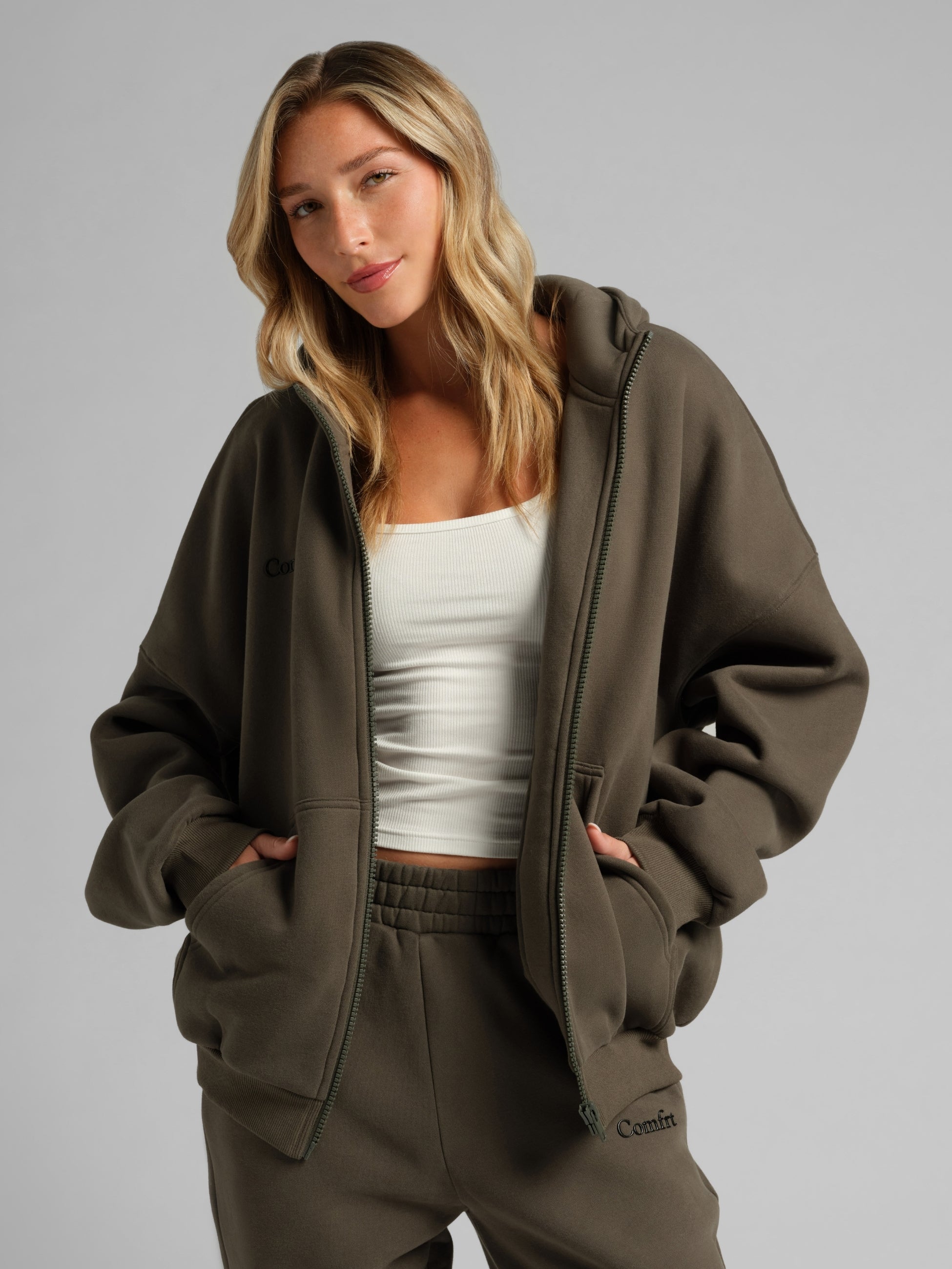 Cloud Zip Hoodie – Mega