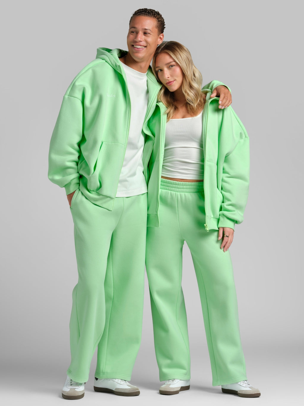 Cloud Zip Hoodie – Mega