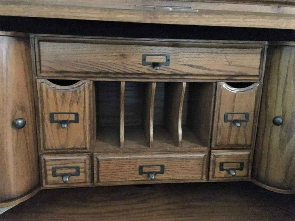 Solid Oak Wood 54 inch Roll Top Desk I197