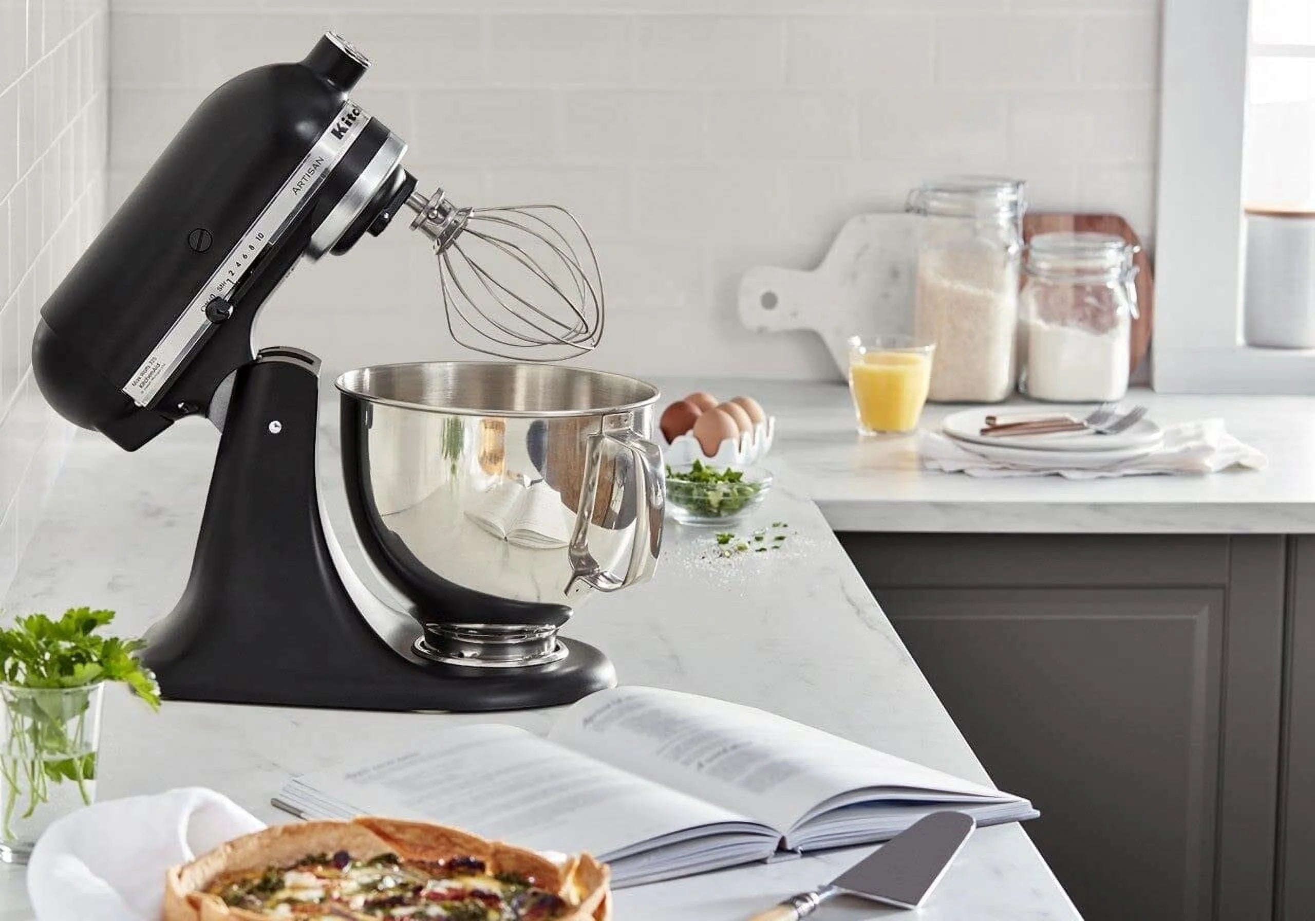 Black Matte 5 Quart Tilt-Head Stand Mixer M46825