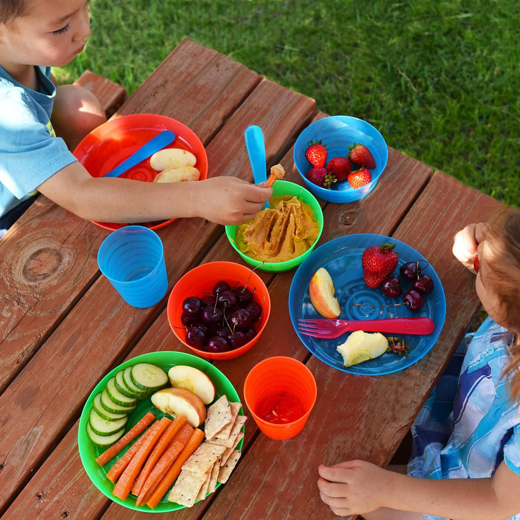 Rainbow Reusable Plastic Dinnerware Set for 8 A85559