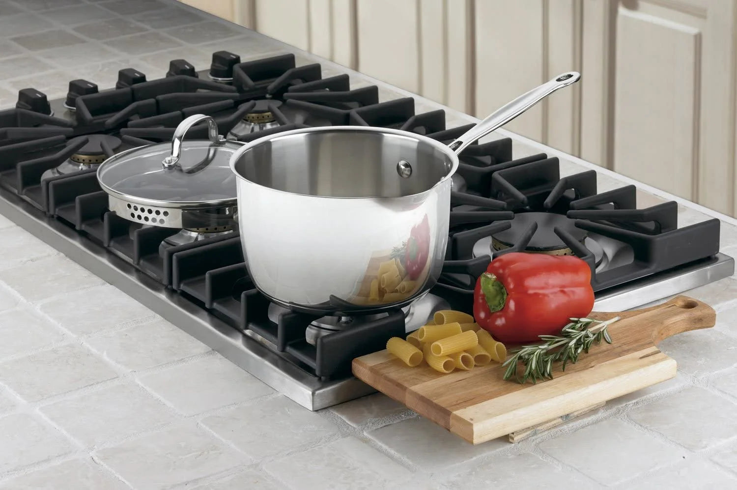3-Quart Stainless Saucepan with Cover D21015