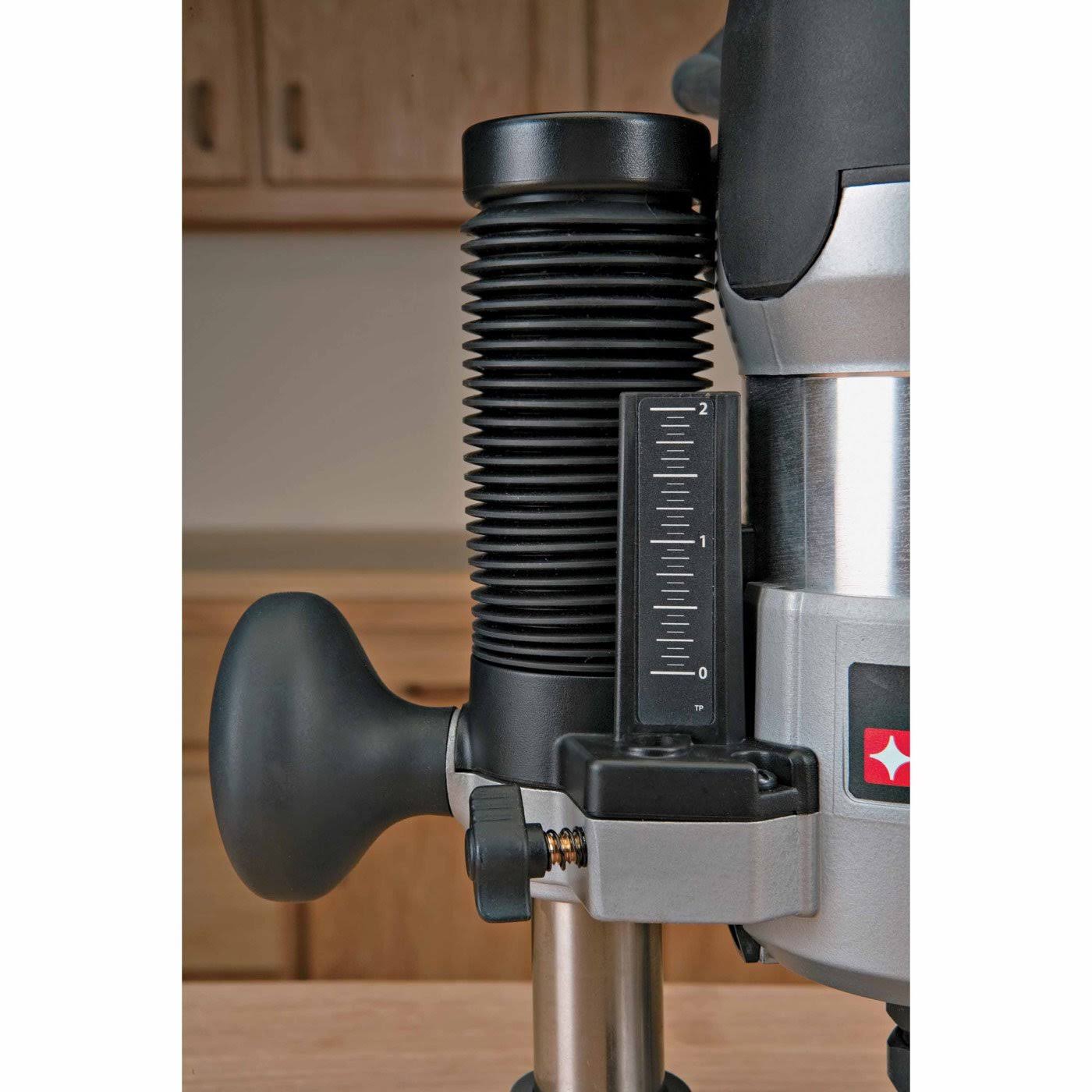 2.25 HP Plunge and Fixed Base Router Kit Q482679