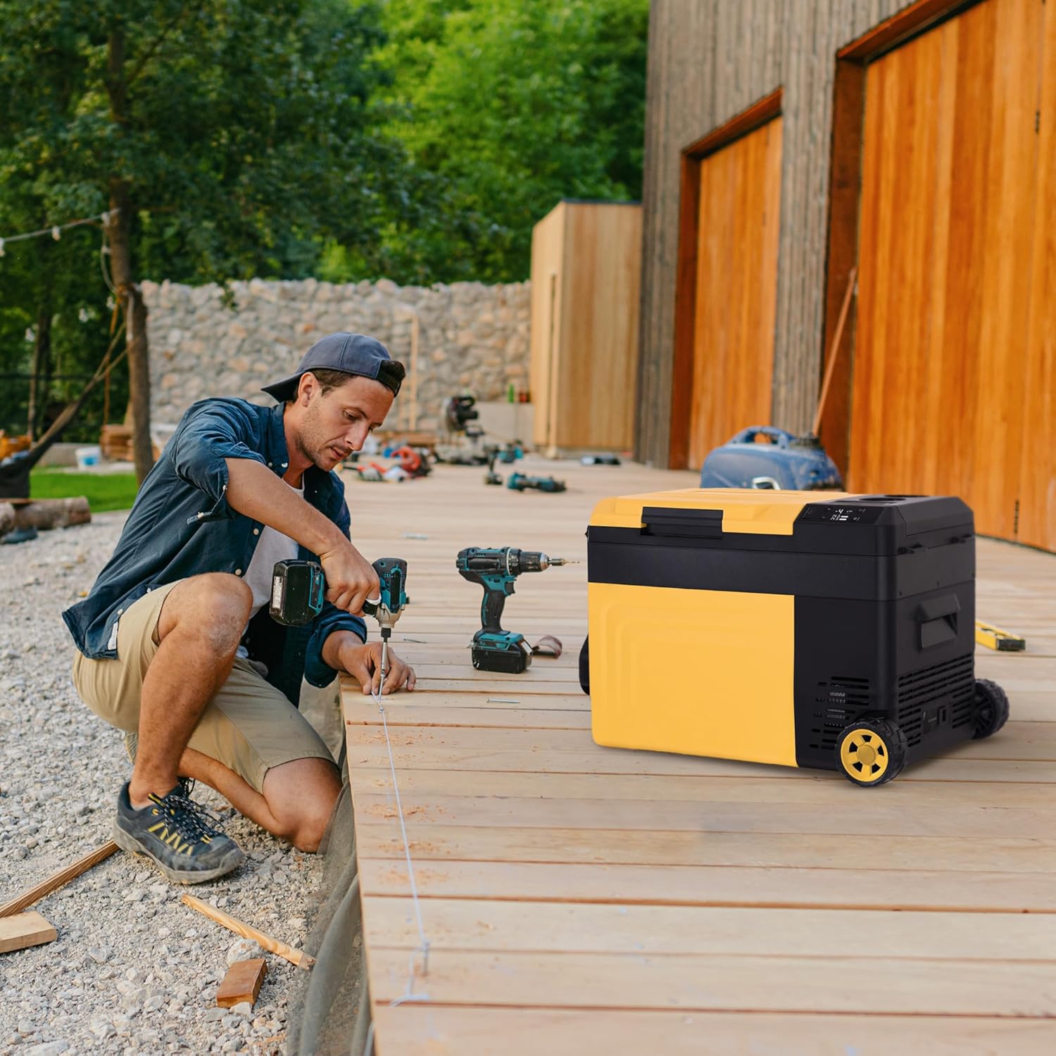 25 Qt. Portable Electric Cooler G125